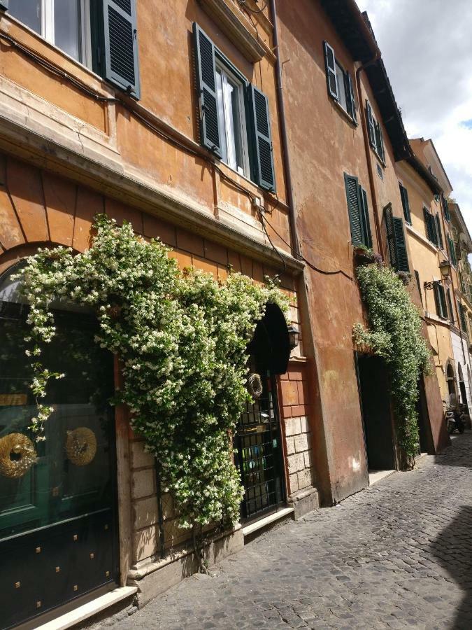 Scent Of Trastevere Rome Exterior photo